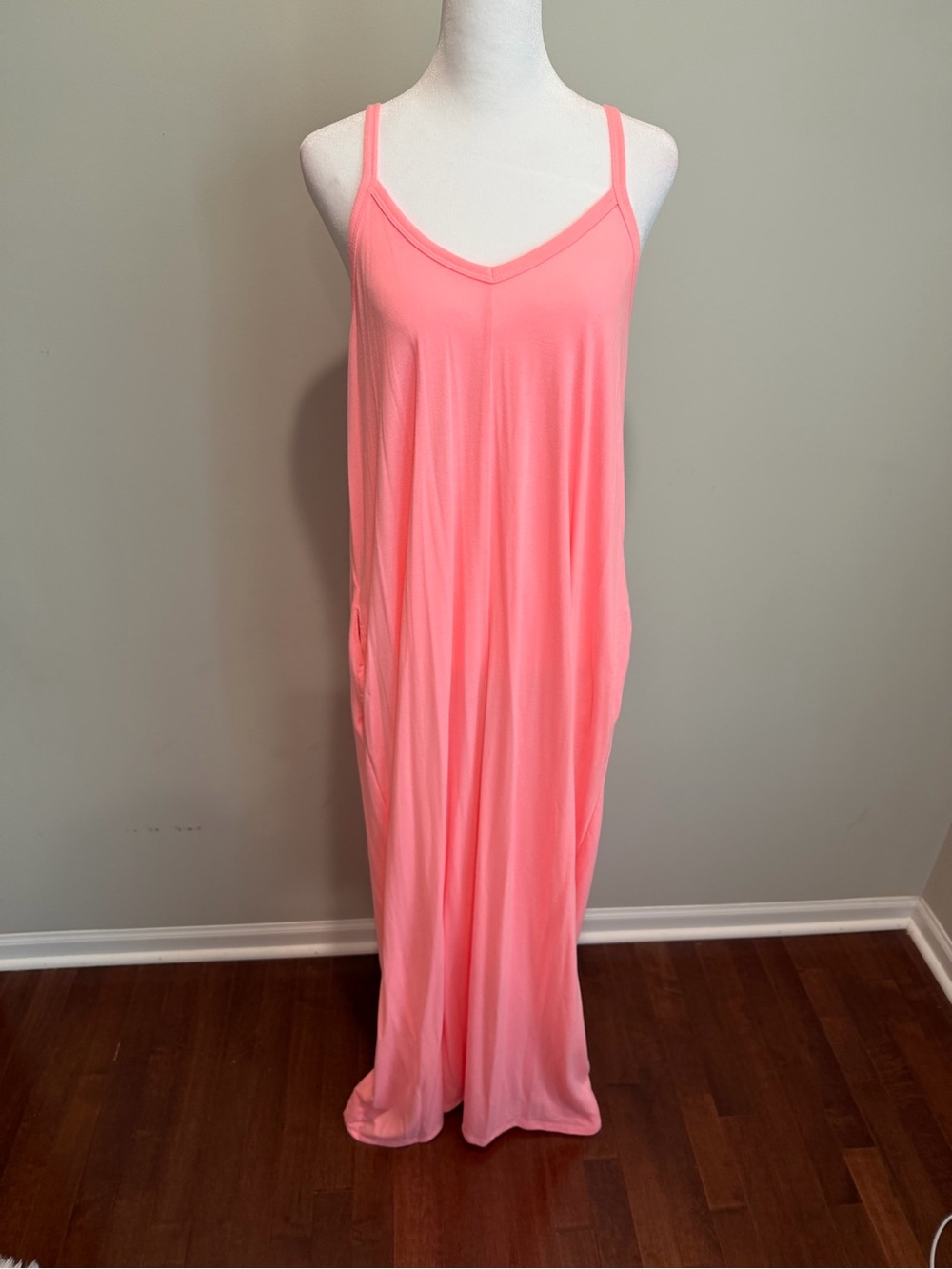 Zenana Outfitters Coral-Pink Spaghetti Strap Maxi Dress Medium with Pockets